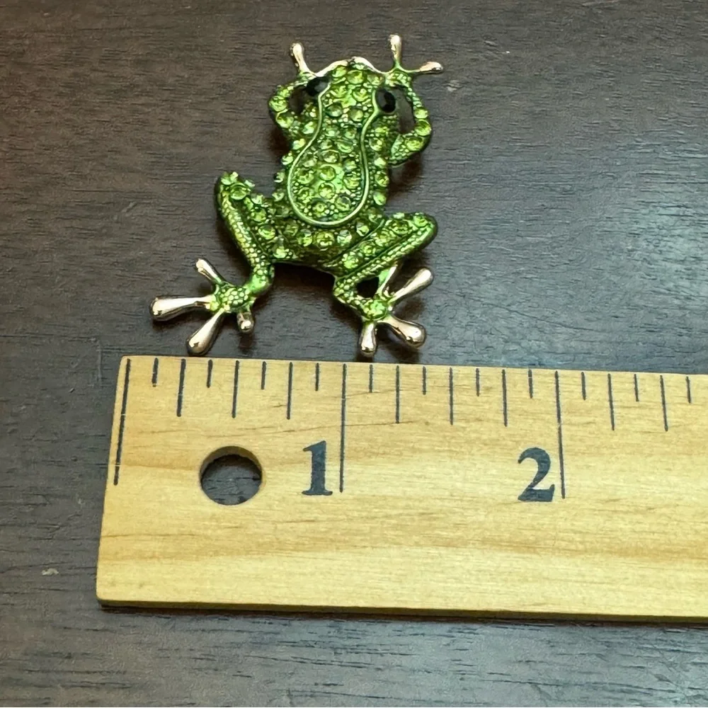 Rhinestone Frog Brooch Pendant Green & Black Crystals Gold Tone Alloy